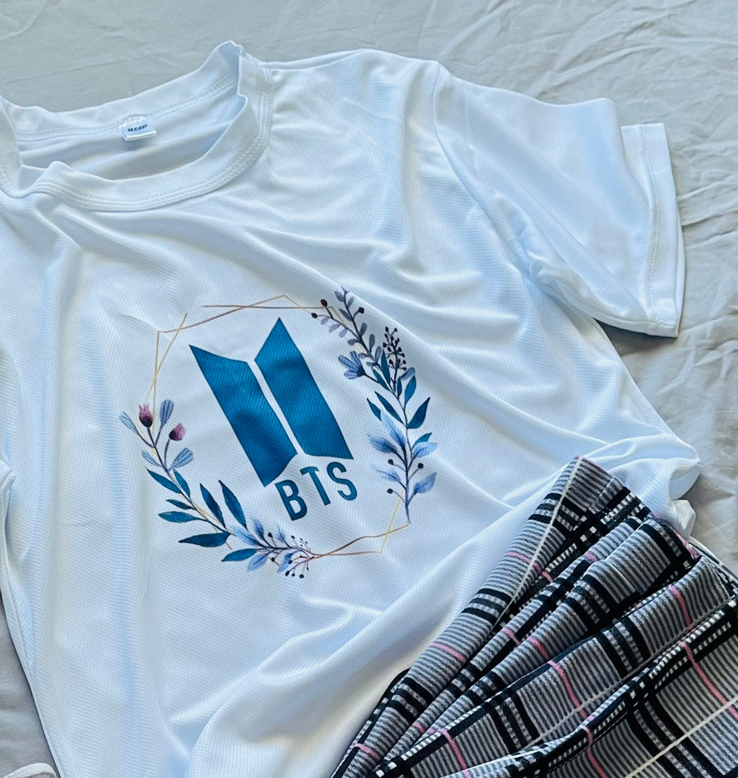 BTS pretty logo Tee